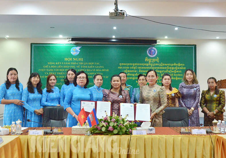 >Hội phụ nữ Kiên Giang và Kampot ký kết thỏa thuận hợp tác giai đoạn 2022-2027